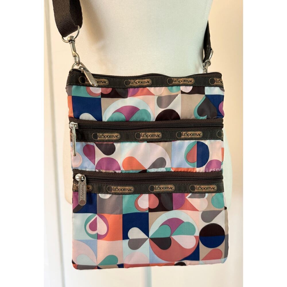 LeSportSac 3-Zip Crossbody Heart Pattern Nylon Bag (sporty 90s y2k)